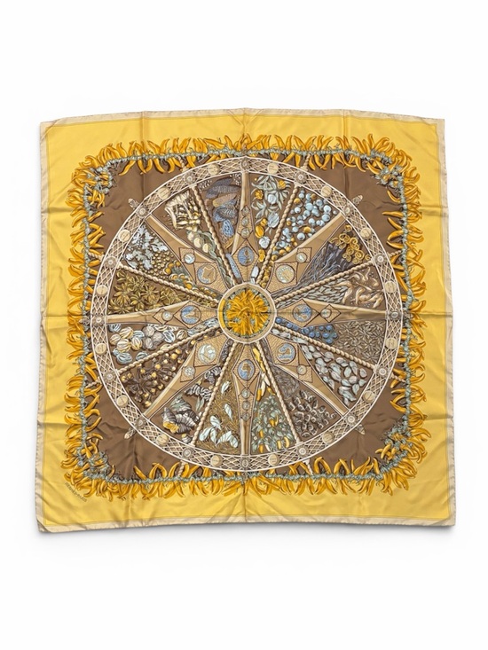 Hermes Accessories - Hermes Aux Pays des Espices Gold Tone 90 Silk Scarf